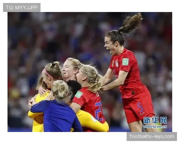 加拿大队首次晋级世界杯淘汰赛，历史性突破表现惊艳