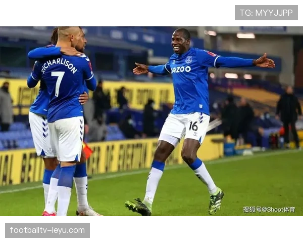 梅里诺闪电破门助球队逆转取胜，状态回暖表现抢眼