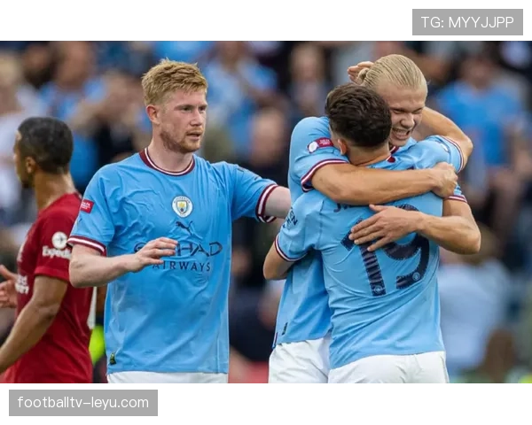 阿尔瓦雷斯闪耀曼城锋线,赛季突破表现引热议 阿尔瓦雷斯闪耀曼城锋线,赛季突破表现引热议