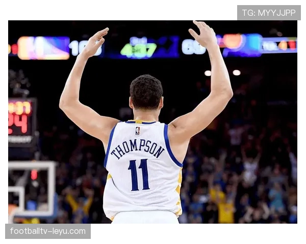 汤普森无球跑动撕裂防线空位三分效率较上赛季回升